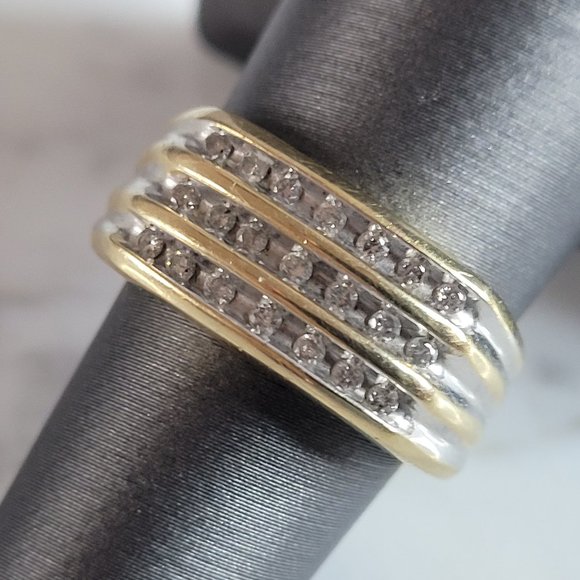 Womens Vintage Estate 10K Yellow Gold Diamond Ring 3.7g...